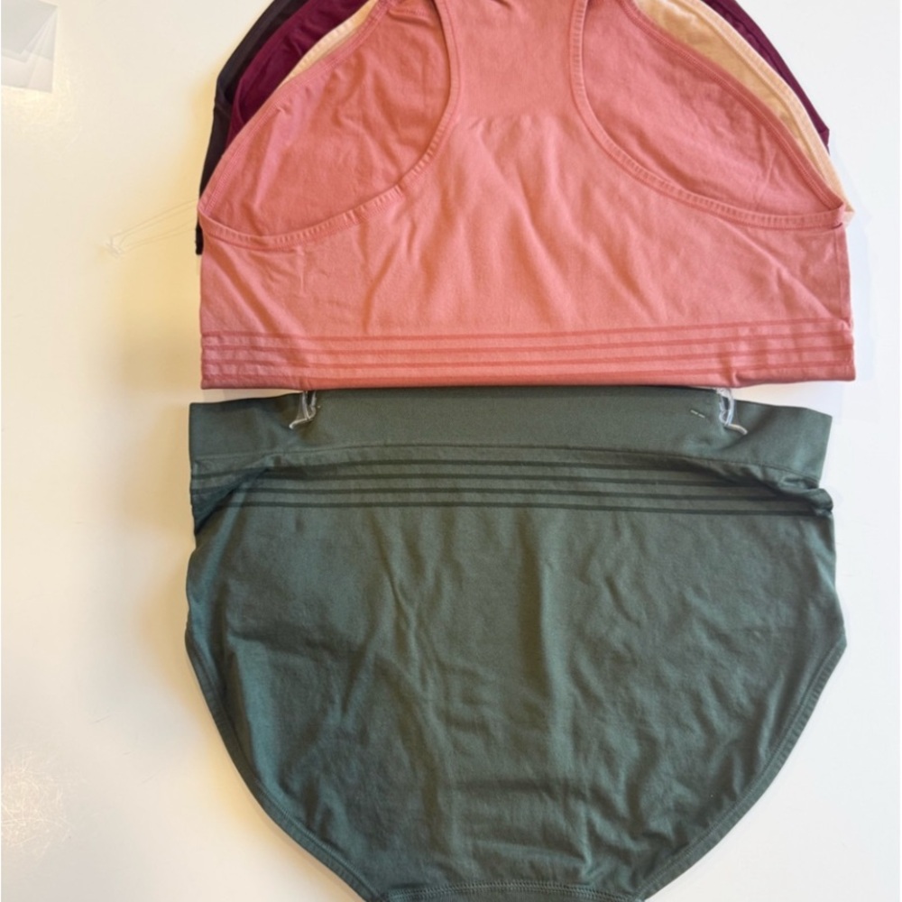 YUMMIE 5 Pack Solids Seamless Stretchy Comfy Tagfree Panties Briefs NWT Large - Picture 9 of 15